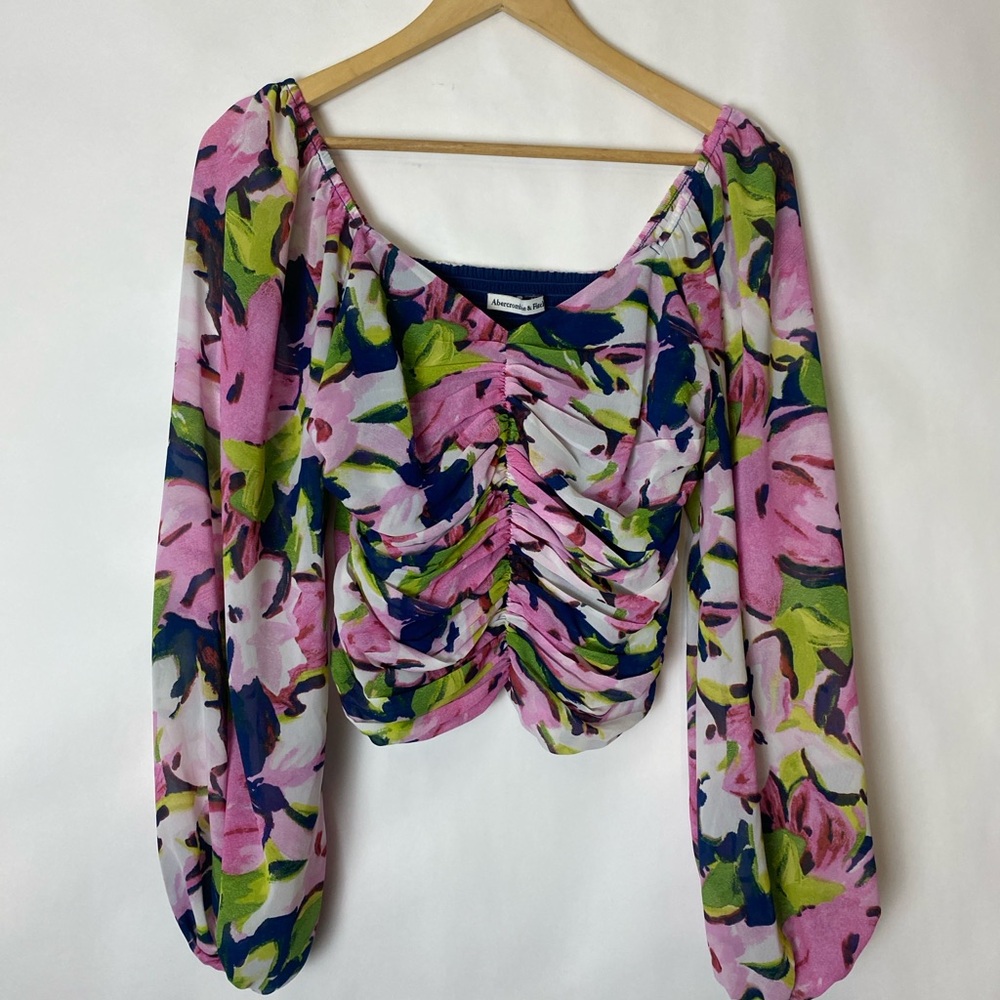 Abercrombie Fitch Sz M  Floral Print V Neck Crop Ruched Top Coachella Y2K Whimsy